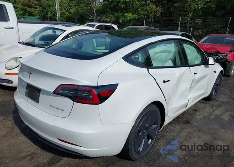 2023 Tesla Model 3 из США, поврежденный, VIN 5YJ3E1EB6PF632320